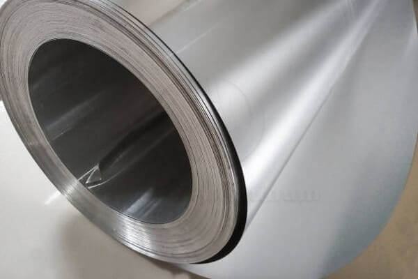 What is the thickness of heavy duty aluminum foil