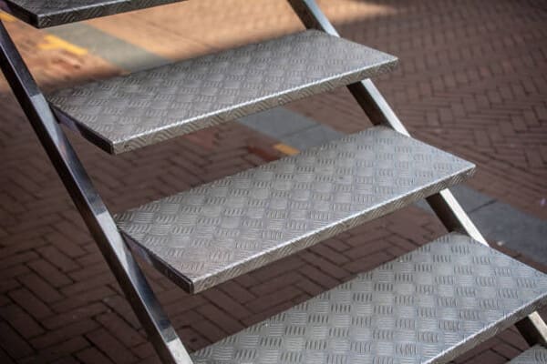 Stairs By 4x8 Diamond Aluminum Sheet
