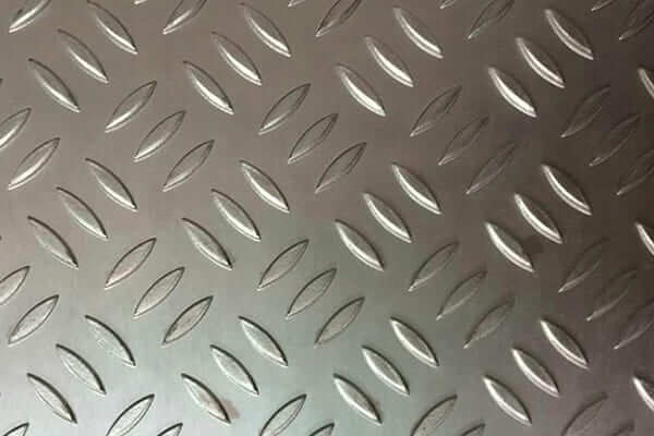 three bar pattern aluminum checker plate