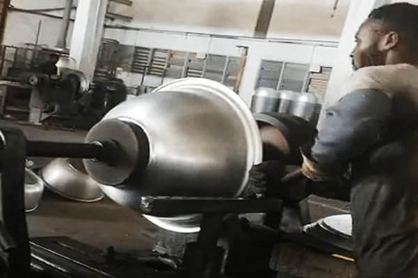 Quá trình dập đĩa nhôm Aluminum disc stamping process