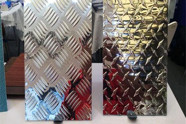 6061 다양한 패턴의 T6 알루미늄 트레드 플레이트 6061 T6 Aluminum Tread Plate With Different Patterns