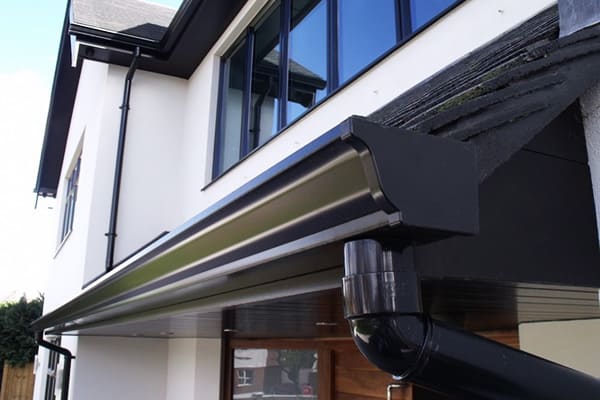 Penggunaan Gegelung Aluminium Longkang Bersalut PE Application of PE Coated Gutter Aluminum Coil