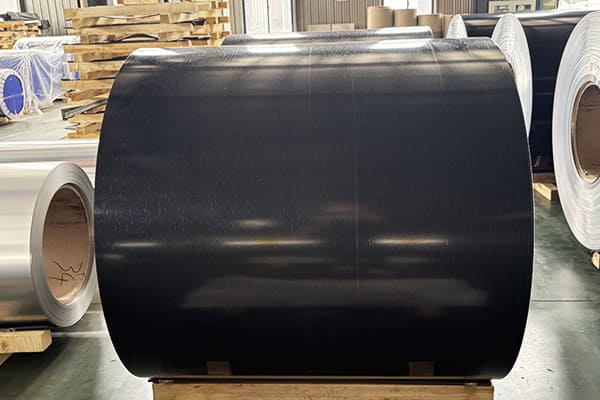 Gegelung Aluminium Bersalut PE Hitam Huawei Huawei Black PE Coated Aluminum Coil